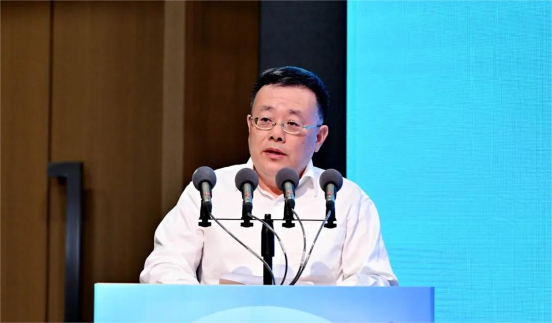 中国广播电视社会组织联合会副会长兼秘书长黄炜致辞