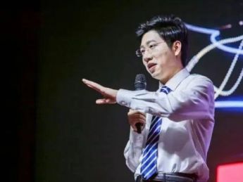 复旦大学附属华山医院医学博士跨界演科普微短剧《回到三国当名医》