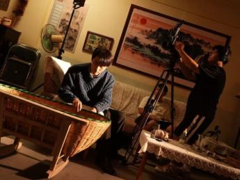 《家里家外2》原班人马回归!揭秘“拍摄周期最长短剧”幕后
