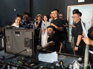 全网1.2亿粉丝博主打卡短剧工厂引发热议