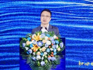 长剧短剧相互交融，剧集产业到了颠覆式创新的节点？