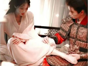 短剧《折腰》尺度争议:是流量密码还是创作歧途?
