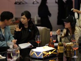 短剧造梦：走进爆款工厂的逆袭现场