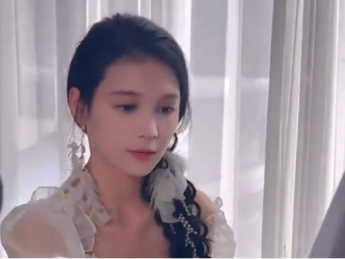 短剧女演员左一承认对助理动手并道歉：已结清工资，承认偶尔沉溺于短剧戏份，但自己知法懂法